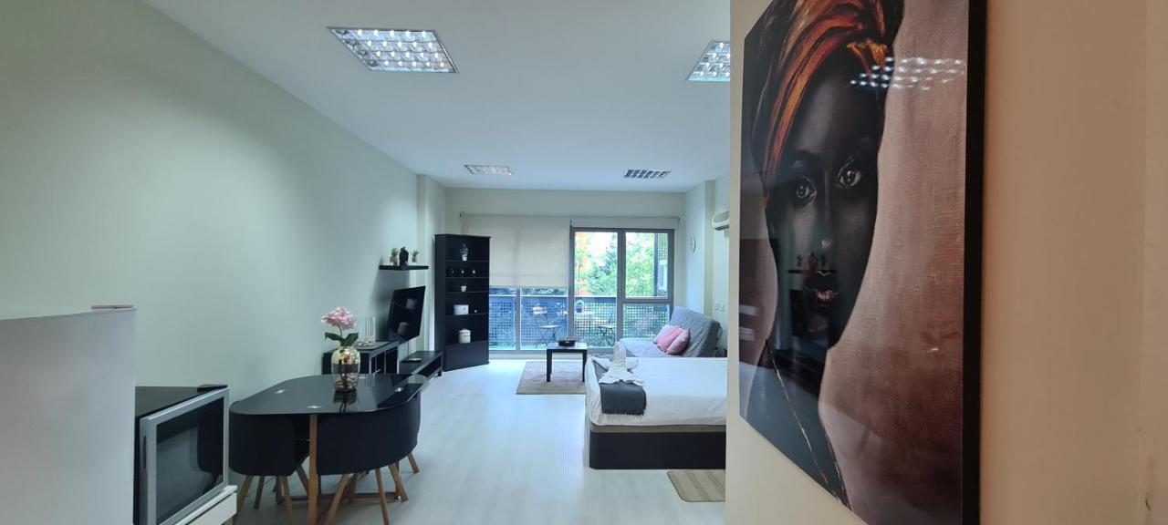 Oshun Sanchinarro Apartment Madrid Luaran gambar